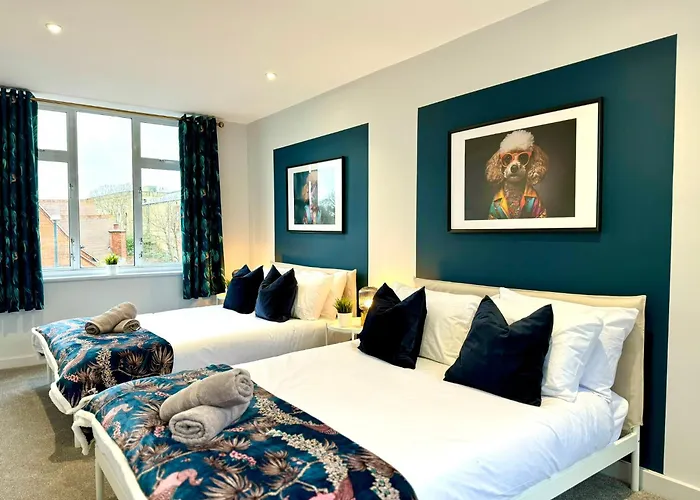 Amazing Large 3 Bedroom - Sleeps 8!